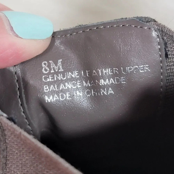 TESORI Womens Grey Wedge Ankle Boot Bootie Casual Neutral Daily Shoe Pull On 8 M - Picture 9 of 11